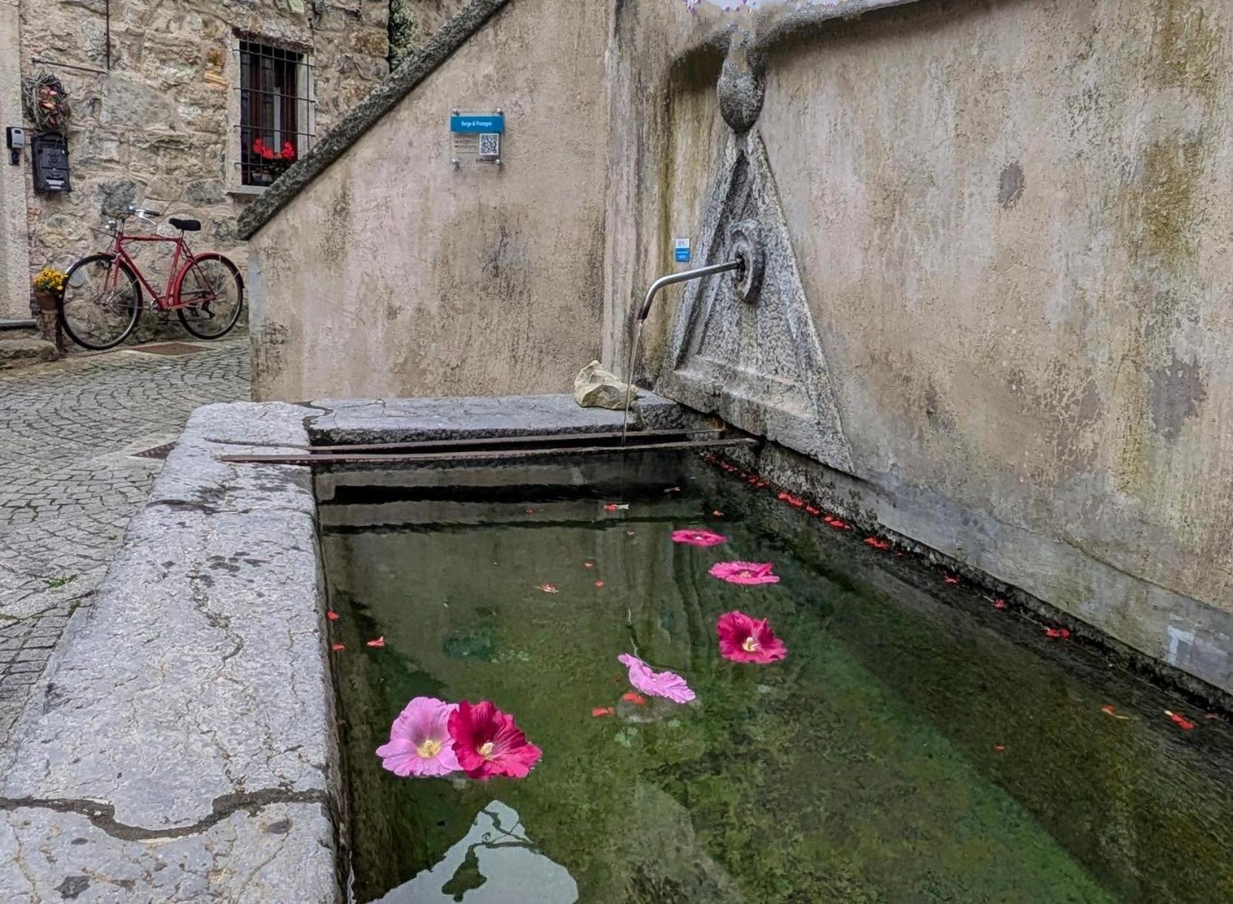 B&B Piccolo Tibet Lavenone Екстер'єр фото